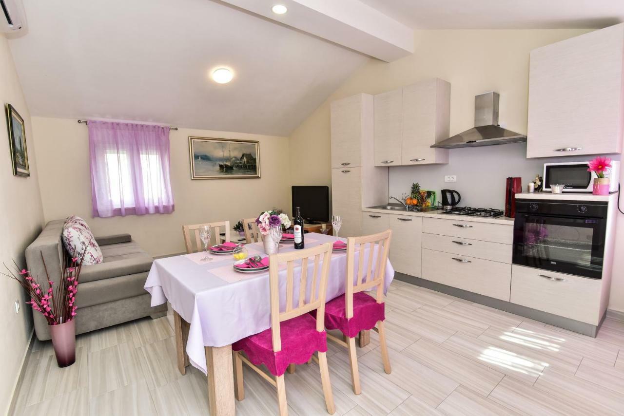 Sea Horse Apartman Zára