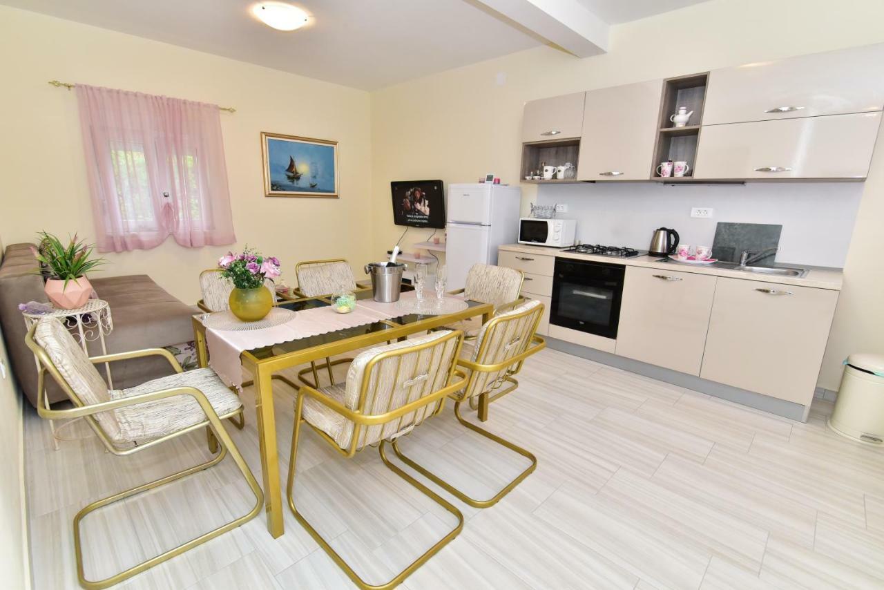 Sea Horse Apartman *